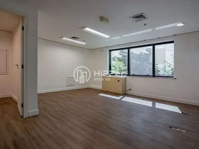 Sala à venda, no bairro Consolação em São Paulo
