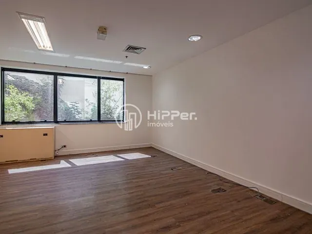Sala à venda, no bairro Consolação em São Paulo