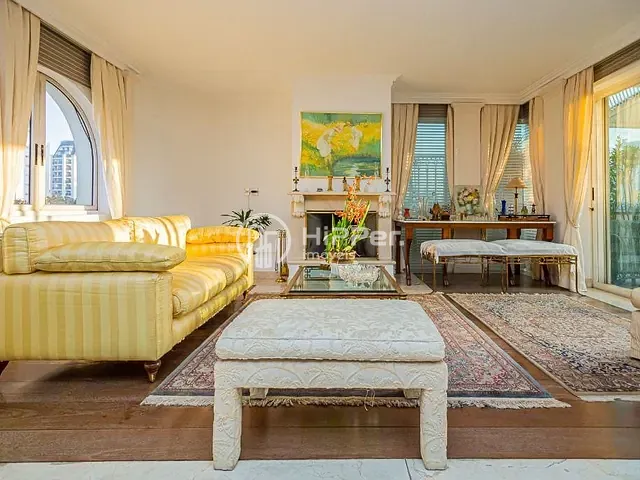 Apartamento 5 quartos e 5 banheiros, à venda, no bairro Higienópolis em São Paulo