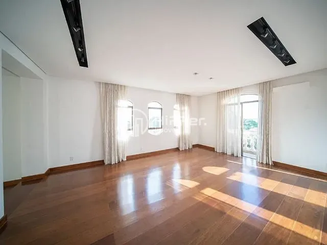 Apartamento 3 quartos e 3 banheiros, à venda, no bairro Jardim Paulista em São Paulo