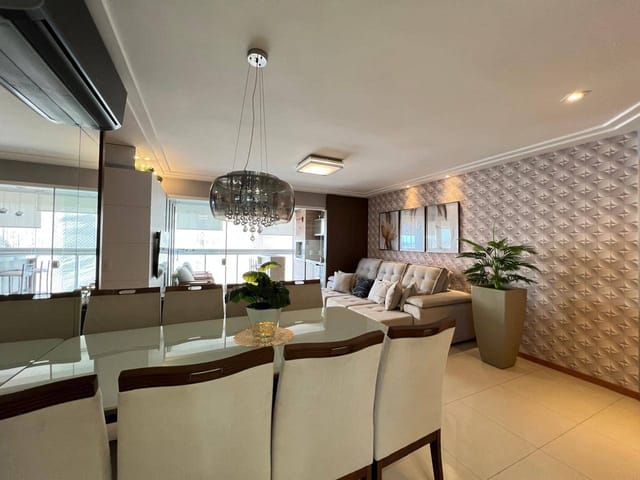 Apartamento com 192m² 3 quartos e 3 banheiros, à venda, no bairro Guanabara Parque Boulevard em Londrina