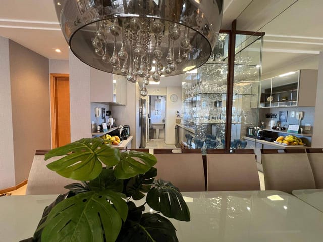 Apartamento com 192m² 3 quartos e 3 banheiros, à venda, no bairro Guanabara Parque Boulevard em Londrina