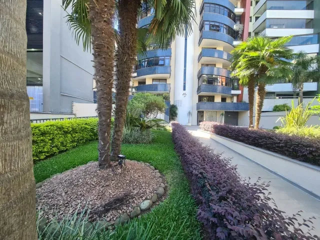 Apartamento 3 quartos e 3 banheiros, à venda, no bairro São Pelegrino em Caxias do Sul