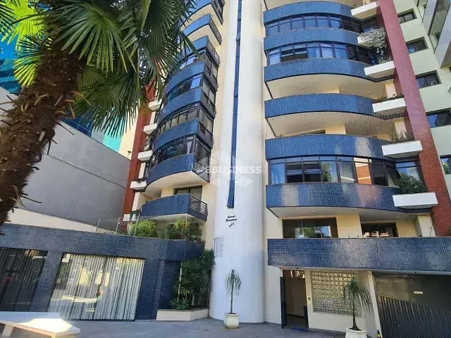 Apartamento 3 quartos e 3 banheiros, à venda, no bairro São Pelegrino em Caxias do Sul