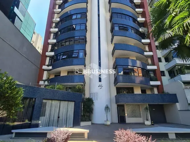 Apartamento 3 quartos e 3 banheiros, à venda, no bairro São Pelegrino em Caxias do Sul