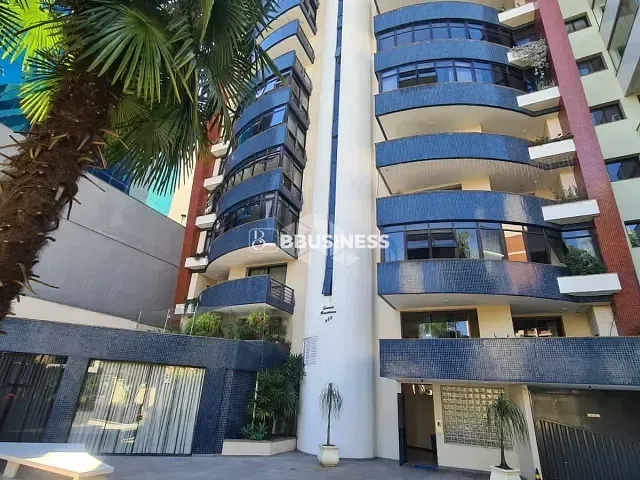 Apartamento 3 quartos e 3 banheiros, à venda, no bairro São Pelegrino em Caxias do Sul