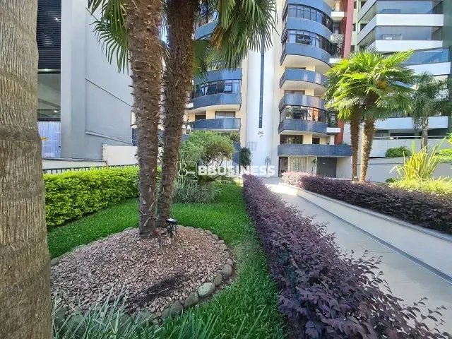 Apartamento 3 quartos e 3 banheiros, à venda, no bairro São Pelegrino em Caxias do Sul