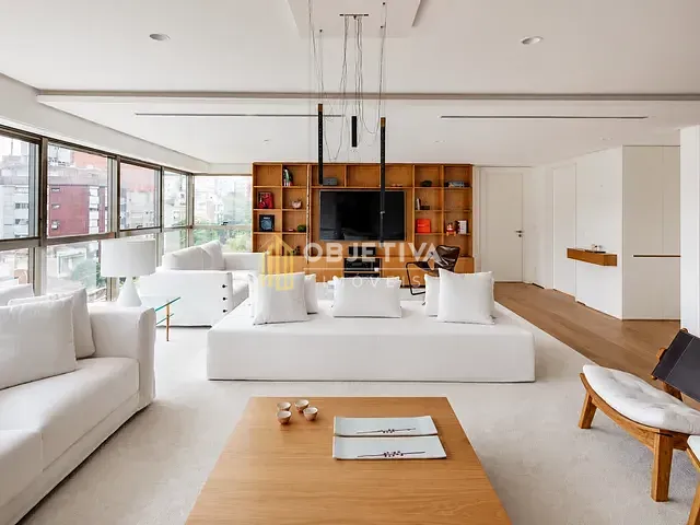 Apartamento 3 quartos e 4 banheiros, à venda, no bairro Moinhos de Vento em Porto Alegre