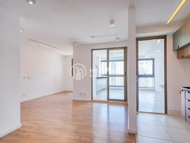 Apartamento 3 quartos e 2 banheiros, à venda, no bairro Barra Funda em São Paulo