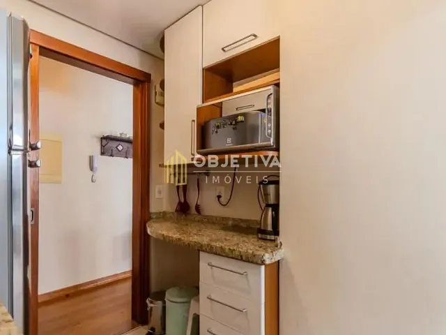 Apartamento 3 quartos e 2 banheiros, à venda ou para alugar, no bairro Jardim Botânico em Porto Alegre