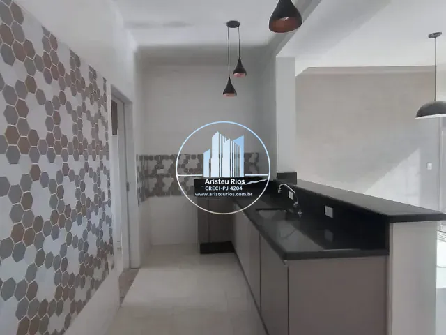 Apartamento com 90m² 3 quartos e 1 banheiro, para alugar, no bairro Maria Guimarães Franco Rios em Pouso Alegre