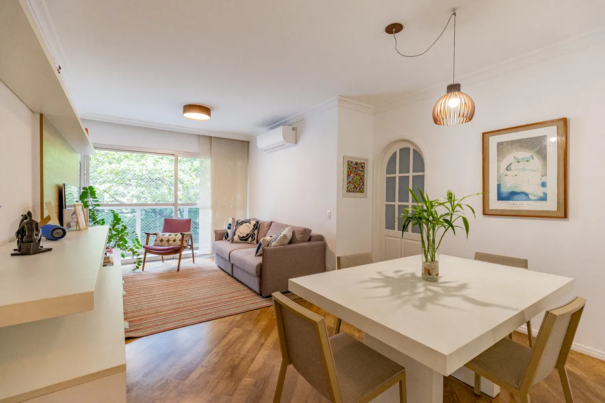 Apartamento para venda em Moema com 2 quartos, 79m²