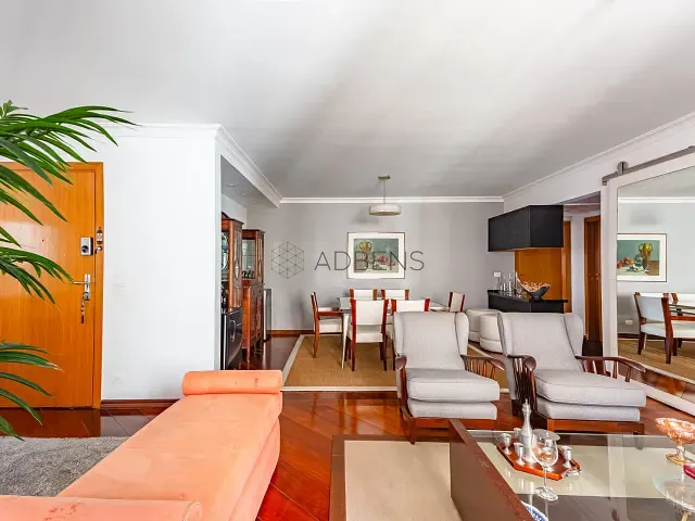 Apartamento 3 quartos e 4 banheiros, à venda, no bairro Itaim Bibi em São Paulo