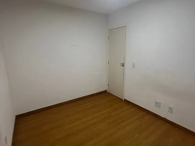 Apartamento 2 quartos e 1 banheiro, para alugar, no bairro Vargem Grande em Rio de Janeiro