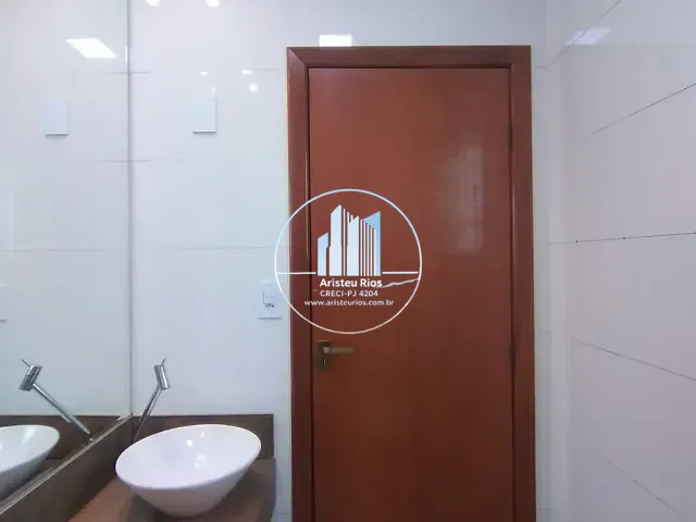 Apartamento com 65m² 2 quartos e 1 banheiro, para alugar, no bairro Aristeu da Costa Rios III em Pouso Alegre