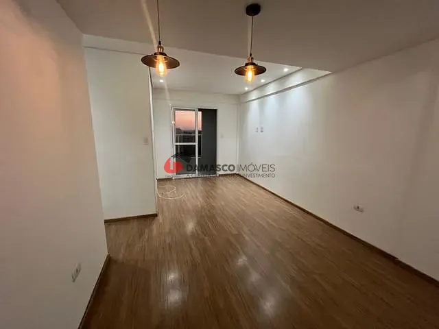 Apartamento 2 quartos e 2 banheiros, à venda, no bairro Jardim em Santo André
