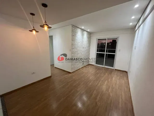 Apartamento 2 quartos e 2 banheiros, à venda, no bairro Jardim em Santo André