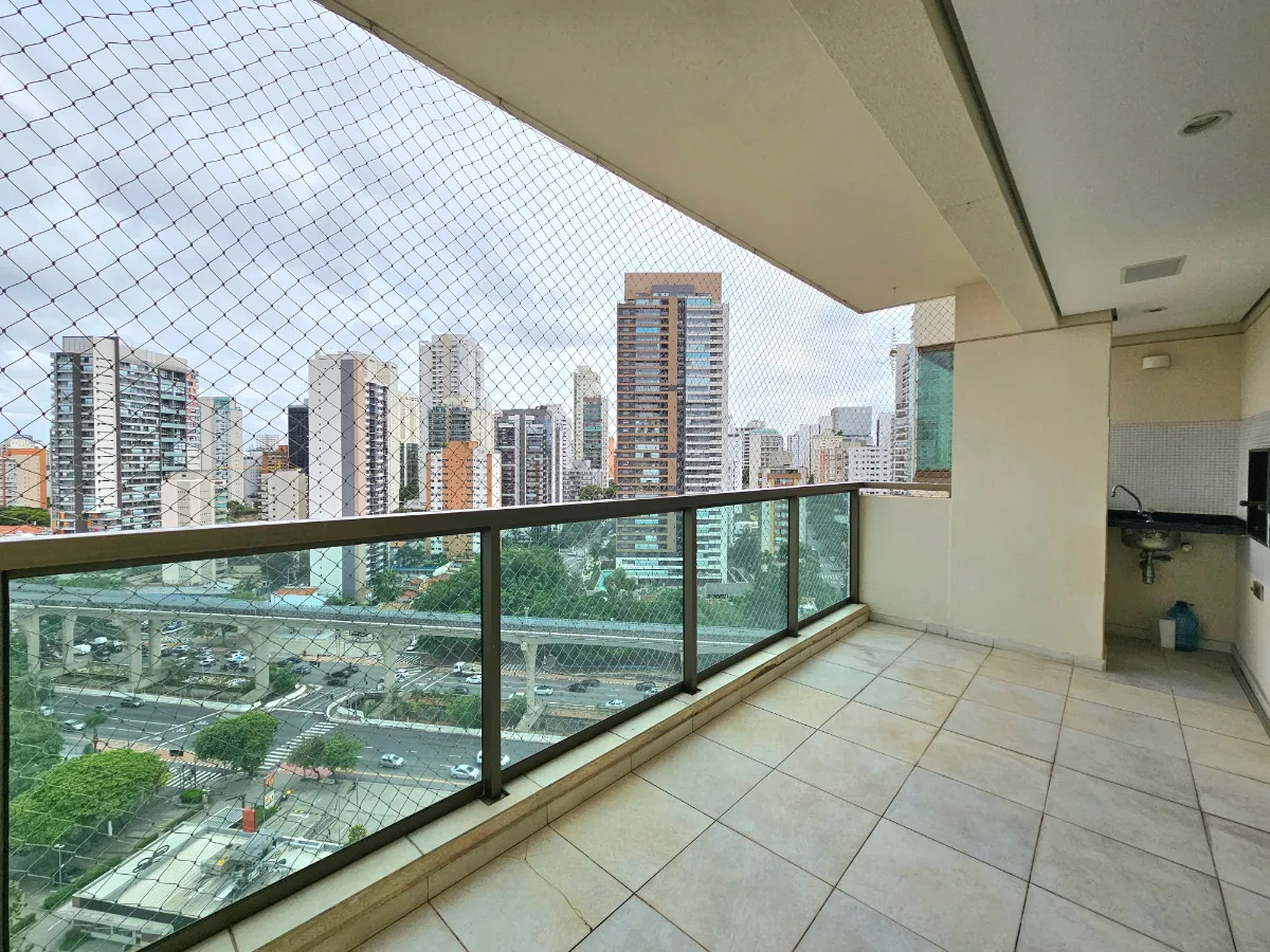Apartamento para venda em Brooklin com 3 quartos, sendo 3 suítes, 142m²