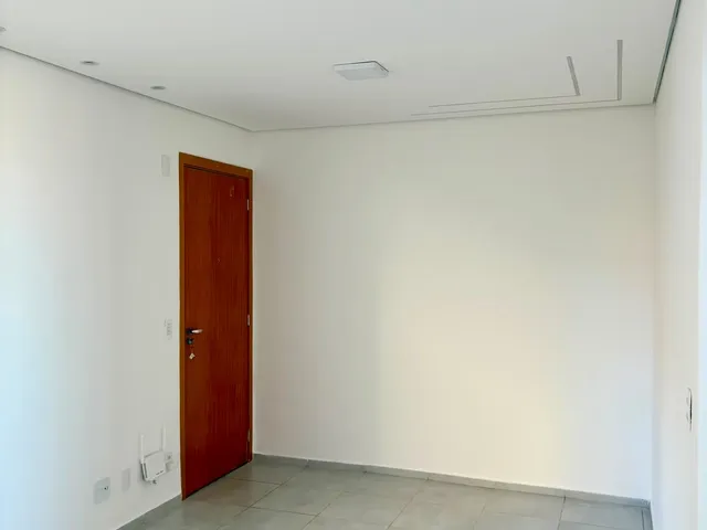 Apartamento 2 quartos e 1 banheiro, à venda, no bairro Juliana em Belo Horizonte