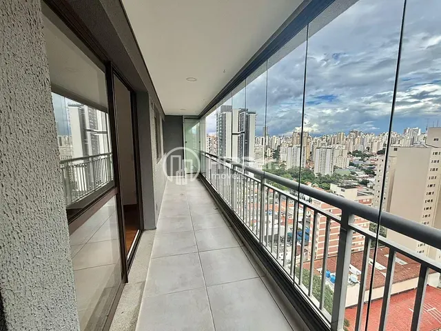 Apartamento 1 quarto e 2 banheiros, para alugar, no bairro Vila Romana em São Paulo