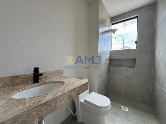 Apartamento 3 quartos e 2 banheiros, à venda ou para alugar, no bairro Setor Central em Goiânia