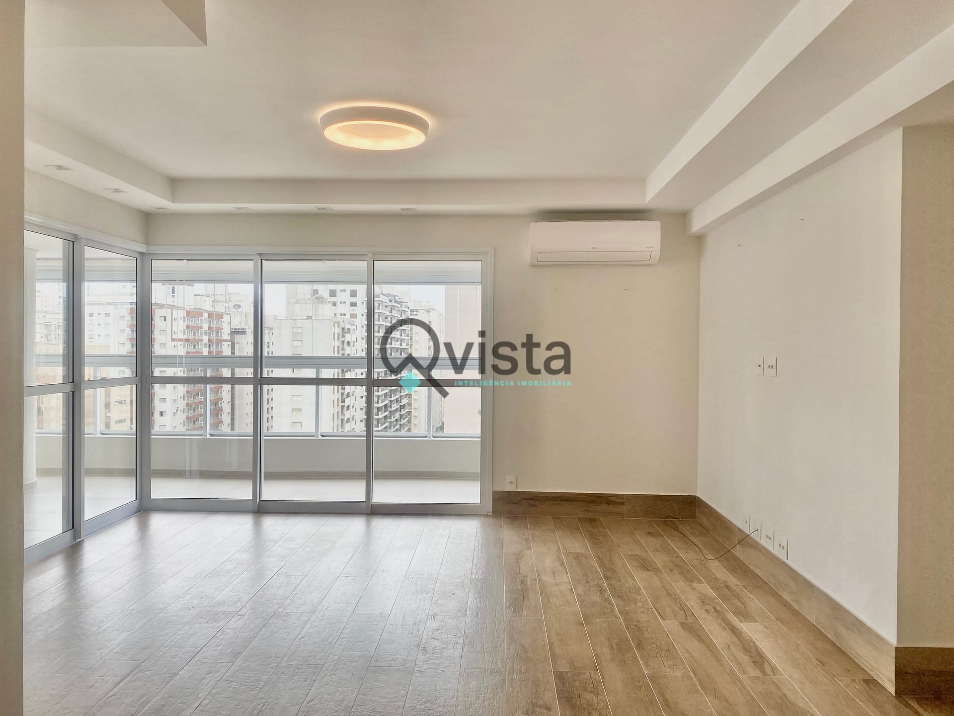 Apartamento, 3 quartos, 142 m² - Foto 1