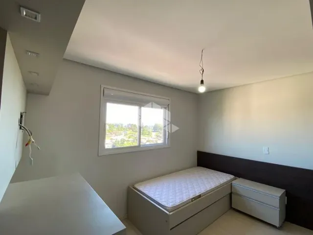 Apartamento 2 quartos e 2 banheiros, à venda, no bairro Kayser em Caxias do Sul