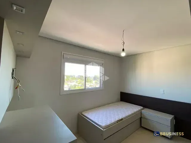 Apartamento 2 quartos e 2 banheiros, à venda, no bairro Kayser em Caxias do Sul