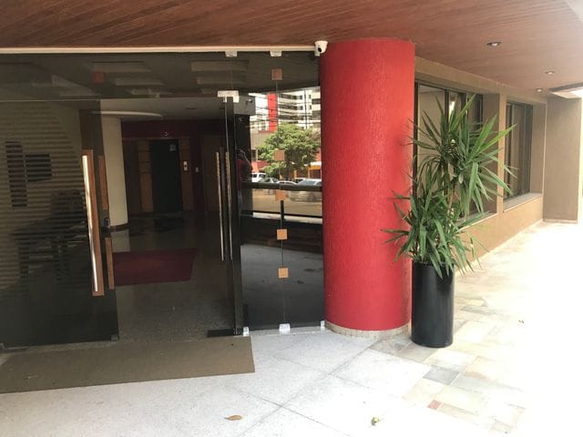 Apartamento com 263m² 3 quartos e 5 banheiros, à venda, no bairro Centro em Londrina