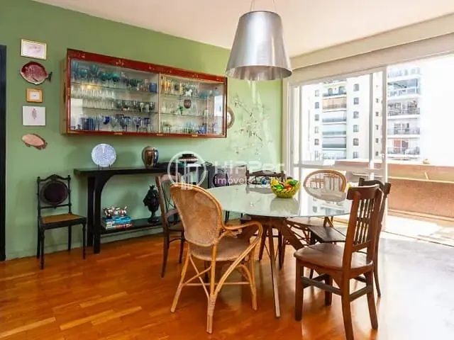 Apartamento 3 quartos e 3 banheiros, à venda, no bairro Santa Cecília em São Paulo