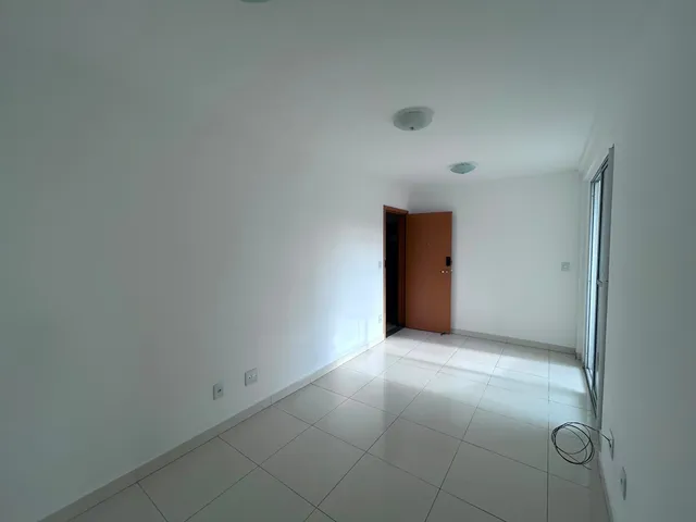 Apartamento 2 quartos e 1 banheiro, à venda, no bairro Ouro Preto em Belo Horizonte