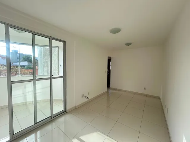 Apartamento 2 quartos e 1 banheiro, à venda, no bairro Ouro Preto em Belo Horizonte