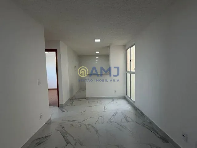 Apartamento 2 quartos e 1 banheiro, à venda, no bairro Vila Mutirão I em Goiânia