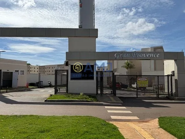 Apartamento 2 quartos e 1 banheiro, à venda, no bairro Vila Mutirão I em Goiânia