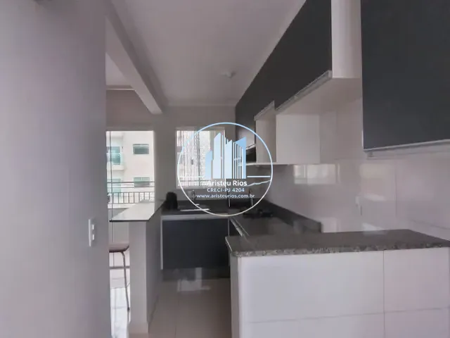 Apartamento com 60m² 2 quartos e 1 banheiro, para alugar, no bairro Residencial Parque dos Fontes em Pouso Alegre