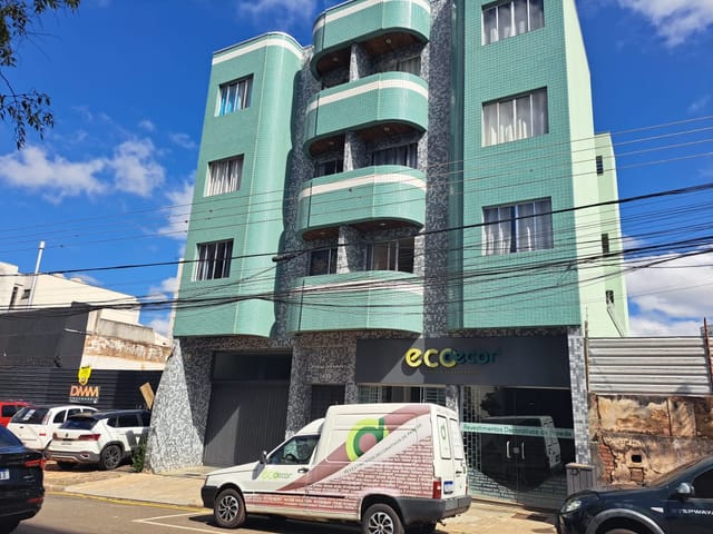 Locação - Apartamento com 1 quarto, 1 banheiro, Cozinha com armários, Próximo à UEPG Central - Centro, Ponta Grossa.