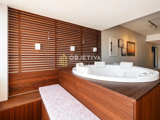 Apartamento com 96m² 2 quartos e 2 banheiros, para alugar, no bairro Petrópolis em Porto Alegre