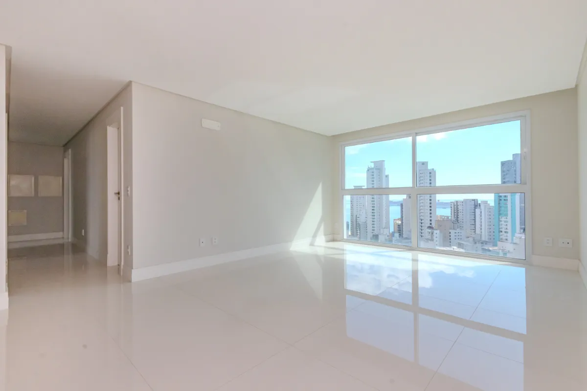 Apartamento para venda em Centro com 3 quartos, sendo 3 suítes, 139m²