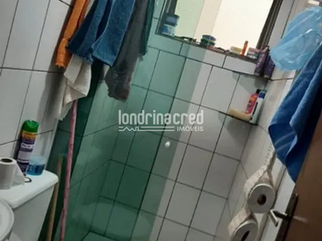 Apartamento 2 quartos e 1 banheiro, à venda, no bairro Jardim Ana Eliza em Cambé