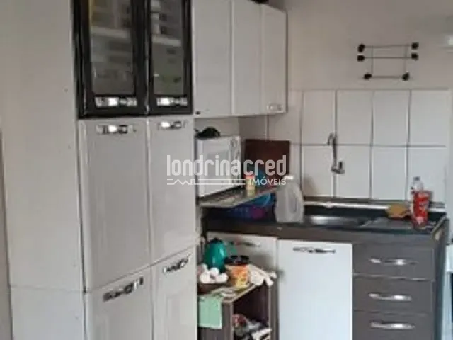 Apartamento 2 quartos e 1 banheiro, à venda, no bairro Jardim Ana Eliza em Cambé