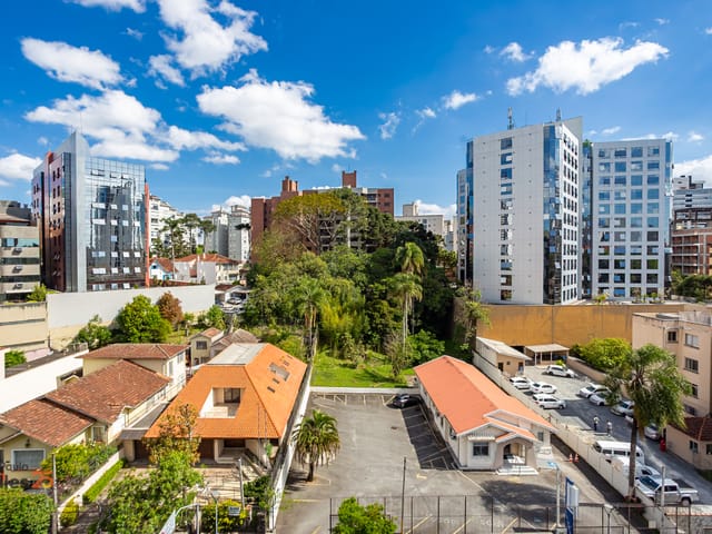 Apartamento 3 quartos e 3 banheiros, à venda, no bairro Centro Cívico em Curitiba