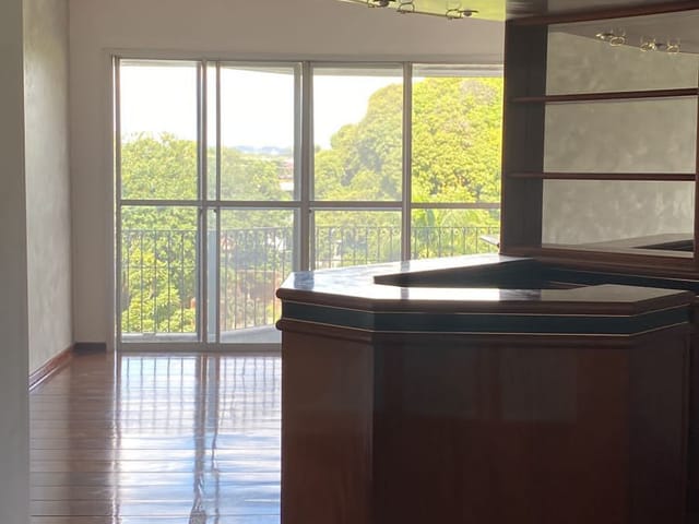 Apartamento 3 quartos e 3 banheiros, à venda, no bairro Santana em Pindamonhangaba