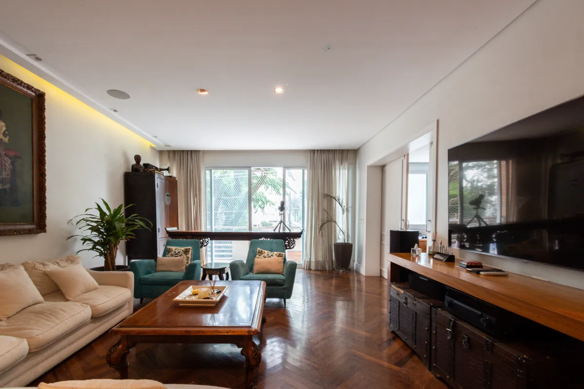 Apartamento para venda em Jardim Paulista com 3 quartos, sendo 1 suíte, 249m²