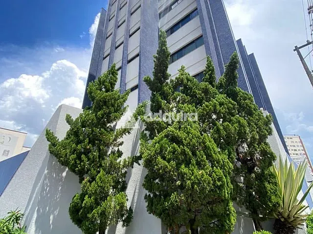 Apartamento com 350m² 4 quartos e 4 banheiros, à venda, no bairro Centro em Ponta Grossa