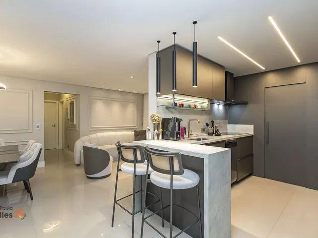 Apartamento 3 quartos e 4 banheiros, à venda, no bairro Mercês  em Curitiba