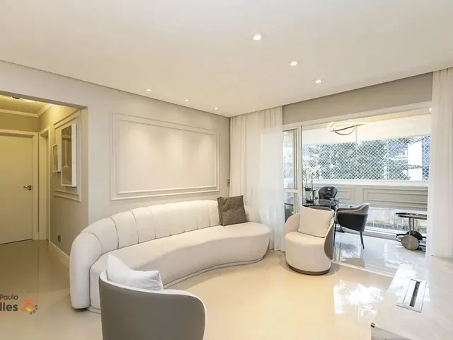 Apartamento 3 quartos e 4 banheiros, à venda, no bairro Mercês em Curitiba
