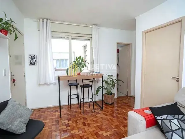 Apartamento 1 quarto e 1 banheiro, à venda, no bairro Cristo Redentor em Porto Alegre