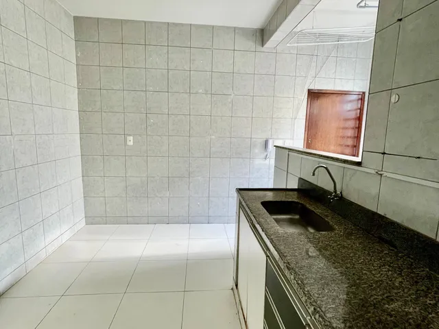 Apartamento 3 quartos e 1 banheiro, para alugar, no bairro Paquetá em Belo Horizonte