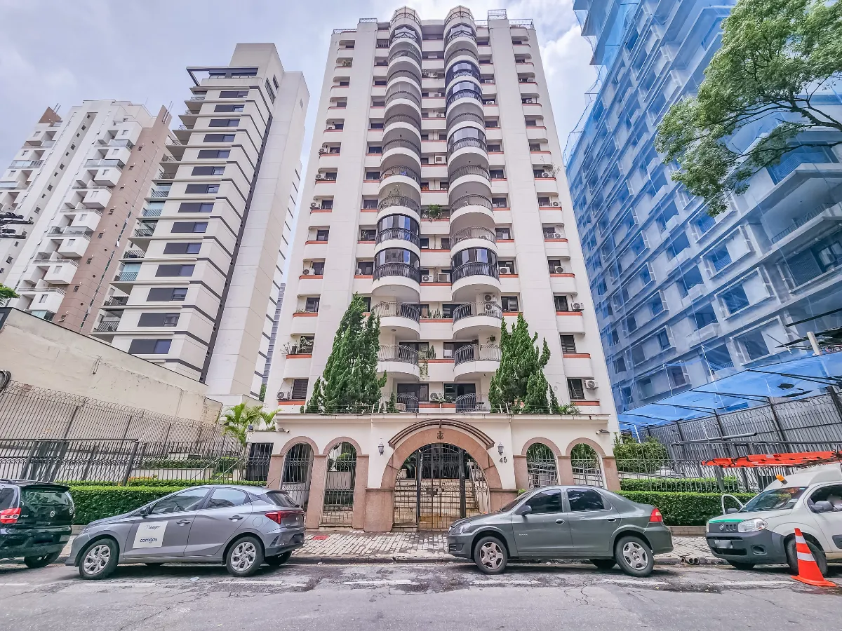 Apartamento para venda em Moema com 3 quartos, sendo 3 suítes, 95m²