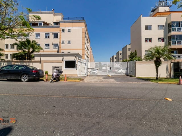 Apartamento 2 quartos e 1 banheiro, à venda, no bairro Novo Mundo em Curitiba